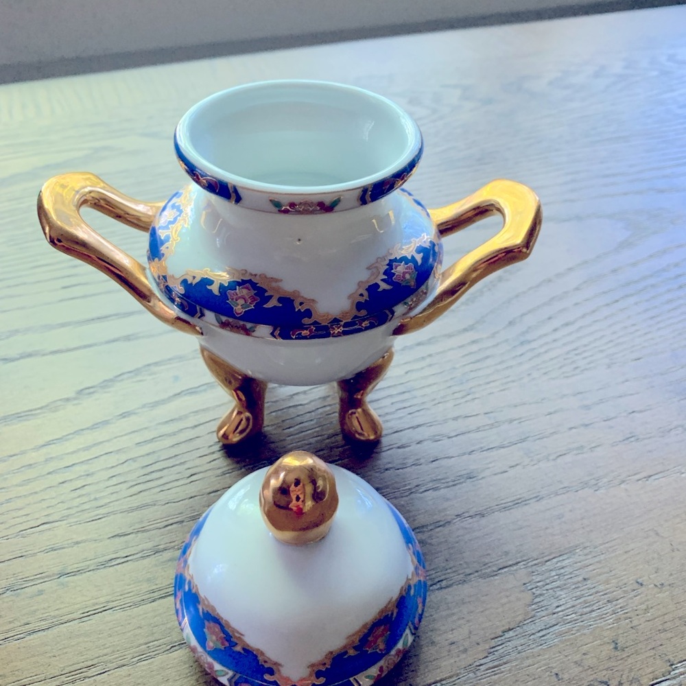 Porcelain sugar bowl